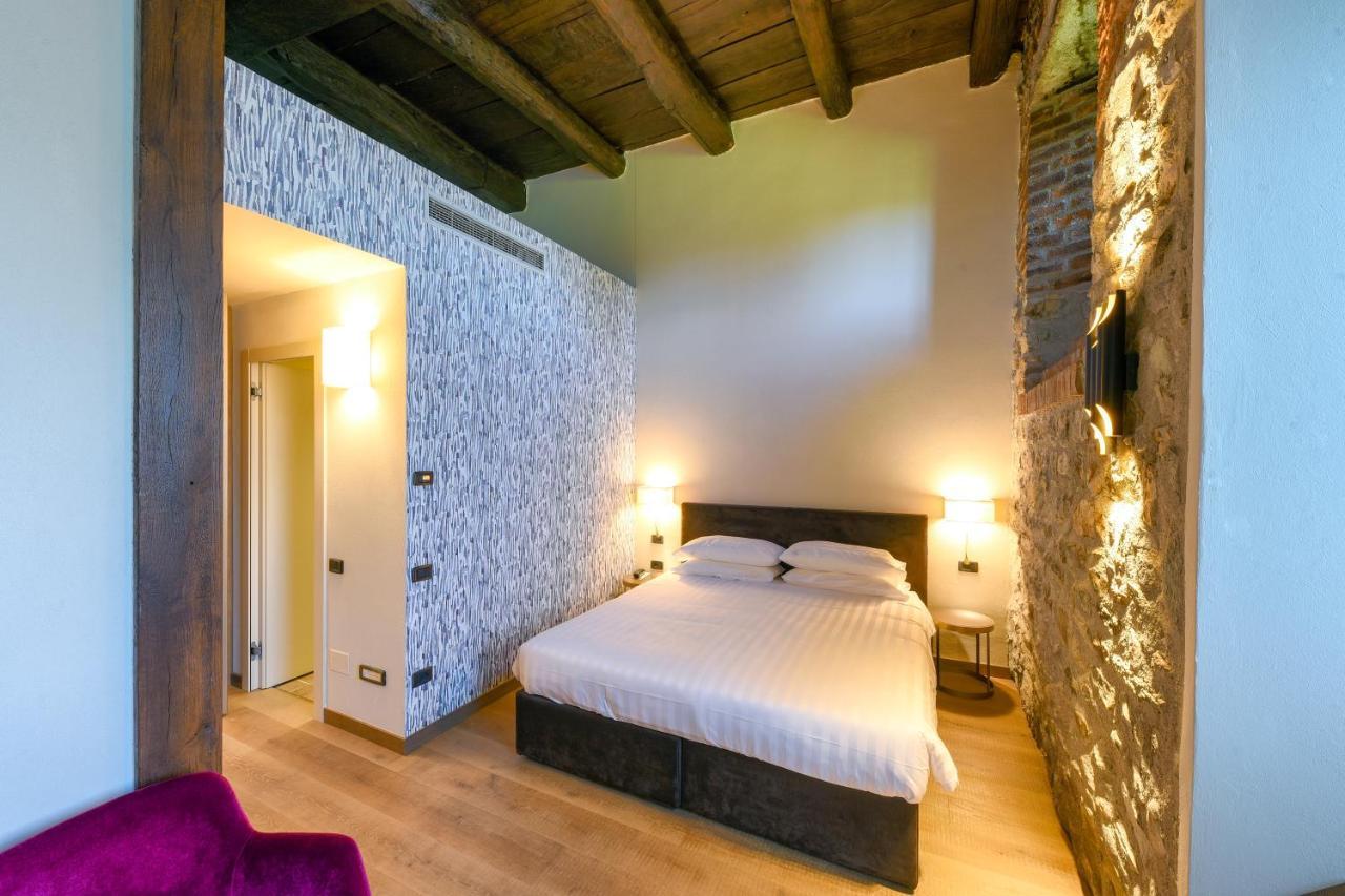 Relais & Spa Castello Di Casiglio Ерба Екстер'єр фото