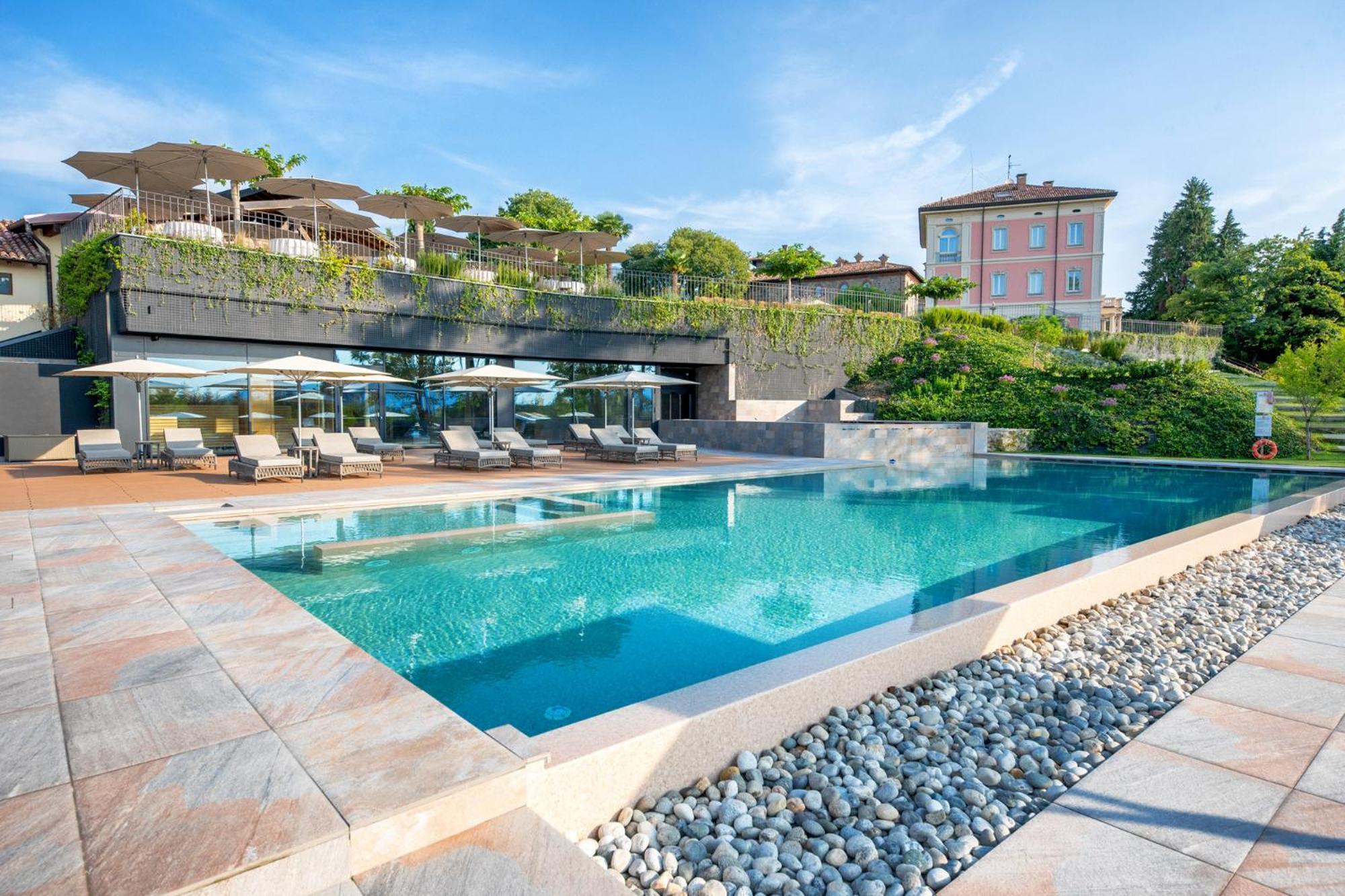 Relais & Spa Castello Di Casiglio Ерба Екстер'єр фото